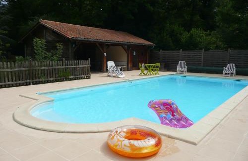 Negrondes House | Les Gites des Guézoux