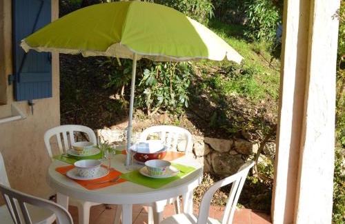 Les Issambres Apartment | Les Issambres : Appt avec Piscine, Tennis, et Parking au Rez de Jardin - FR-1-226-380