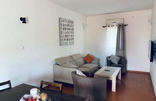 Ziguinchor Hotel | LES JARDINS DU FLAMBOYANT