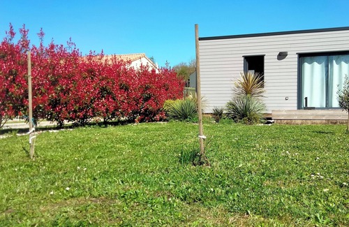 Saint-Germain-de-Lusignan Cabin | Les Logis de la Seugne