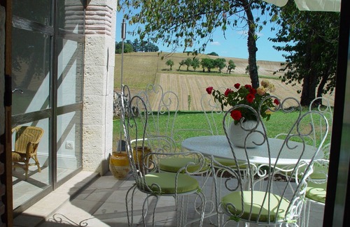 Saint-Leon House | Les marguerites and its natural swimming pool