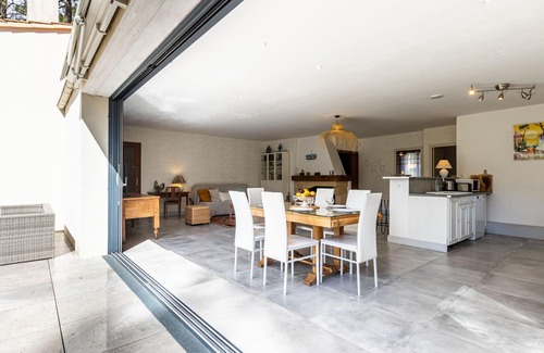 Ronce-les-Bains House | Les Narcisses by Interhome
