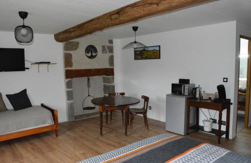 Saint-Projet-de-Salers Bed & Breakfast | Les Nuits de Vieillespeze