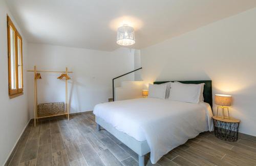 City of Carcassonne House | Les Pimprenelles