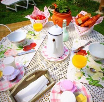 Boufflers Bed & Breakfast | Les Roulottes des Songes de l'Authie