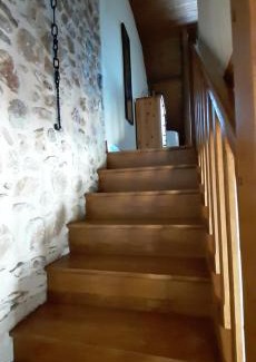 Saint-Bonnet-l'Enfantier Apartment | Les Sabots D'Angélina