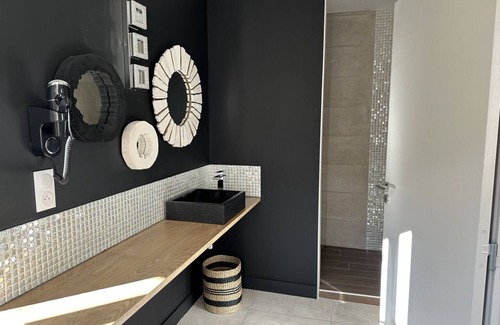 Chablis Apartment | Les Suites du Domaine Gueguen - Suite Les Clos