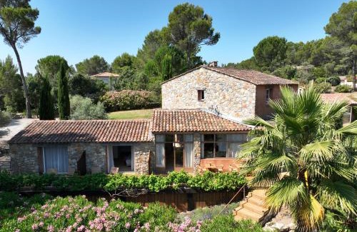 Lorgues Bed & Breakfast | LES TERRASSES DE LORGUES - B&B de charme en Provence