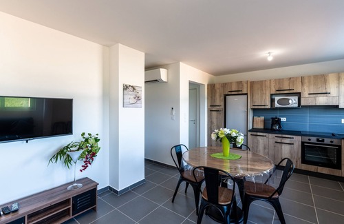 Tallone Apartment | Les Terres Rouges - Two Bedroom Apartment, Sleeps 6