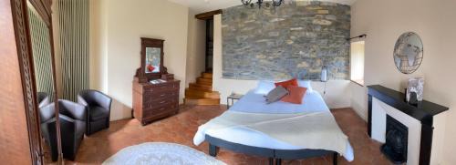 Saint-Georges-de-Luzencon Bed & Breakfast | Les Tilleuls