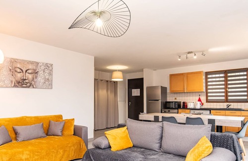Bruguieres House | Les Tournesols Belle Maison parking 3 lits 160x200 1 lit 90 1 BZ wifi, air conditioning
