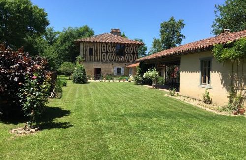 Sariac-Magnoac House | Les Tournesols