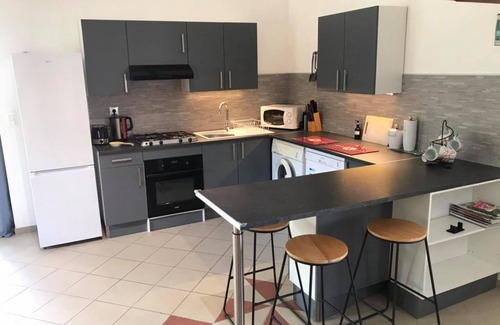 Bagnizeau Cottage | Les Vieilles Ombres - Pineau