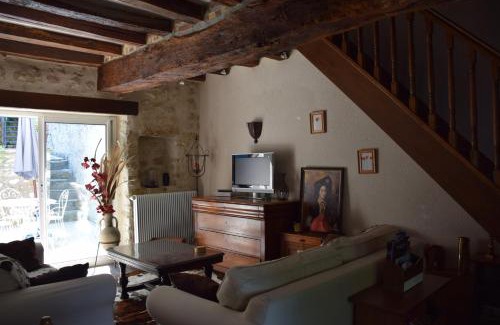 Provins House | Les Volets Bleus