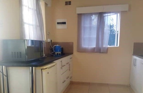 Harare Cottage | Lesedi cottage , Mt Pleasant. Harare. Zimbabwe