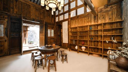 Shizhong District Hotel | Leshan Nanmu Courtyard