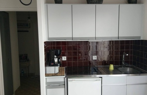 Kerherou Apartment | Less than 100 metres from the sea at Pointe de Trevignon