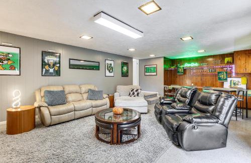 Springfield House | Less Than 3 Mi to UO Campus Pet-Friendly Springfield Home