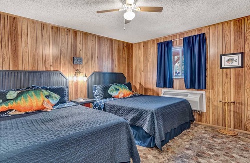 Quitman Hotel | Less than a mile from Lake Fork-UPDATED-Bluegill Bungalow 6
