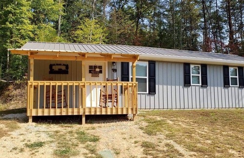 Newcomb House | Less than a mile from Sundquist and Royal Blue Riding Trails and TWRA TrailHead.