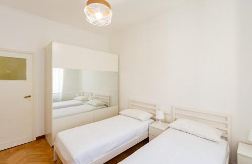 Zona Solari Apartment | LETIZIA5 Sweet and cozy apartment