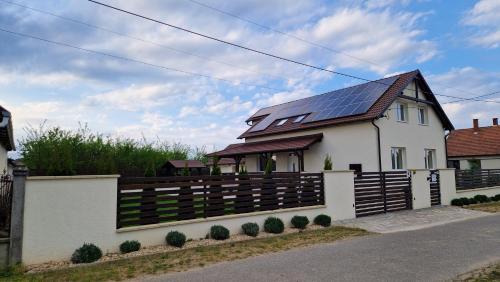 Nyirmeggyes Apartment | Levendula Vendégház