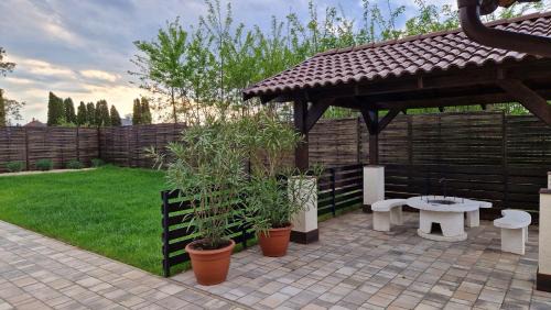 Nyirmeggyes Apartment | Levendula Vendégház