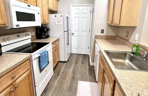 Villages of Five Points Condo | Lewes Beach town Condo on 1st Floor!