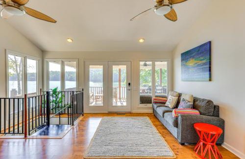 Logan House | Lewis Smith Lake Retreat with Dock and Deck!