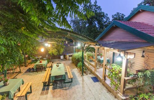 Yesod HaMa'ala Ski Chalet | Leyad Hashmura Lodging
