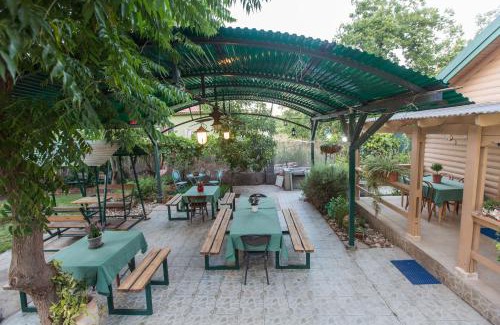 Yesod HaMa'ala Ski Chalet | Leyad Hashmura Lodging