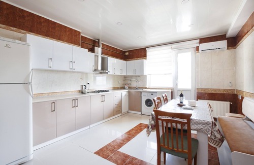 Yasamal Apartment | Leyla Apartmens 1