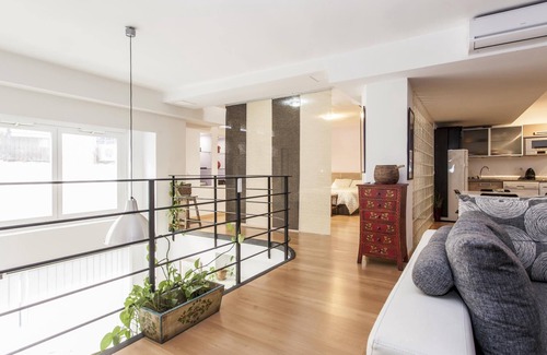 San Bernardo Apartment | LF PARKING INCLUDED. Loft adjacent to Santa Cruz