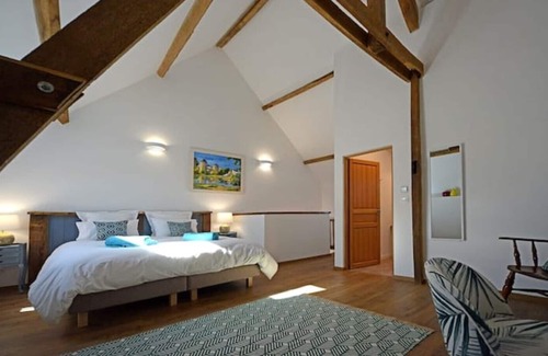 Saint-Aubin-Fosse-Louvain House | L’HIRONDELLE - Luxury Barn renovation on the Normandy/Loire border for couples