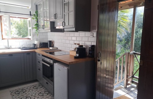 Panagia Apartment | Liakoto Holiday Home studio