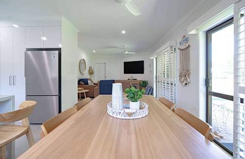 Mission Beach Apartment | Liana One Coastal Mission Vibe