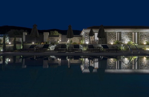 Sourpi House | Lichnos Luxury Studio