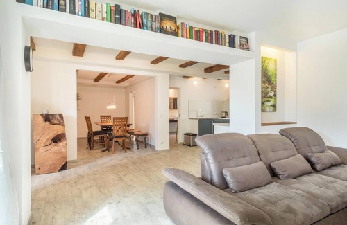Sigmarszell Apartment | Light-flooded vacation apartment Relax with terrace and WLAN