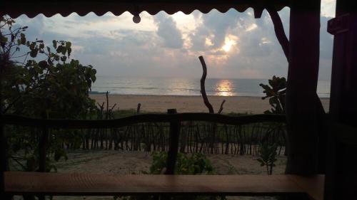 Komari House | Light House Beach Hut
