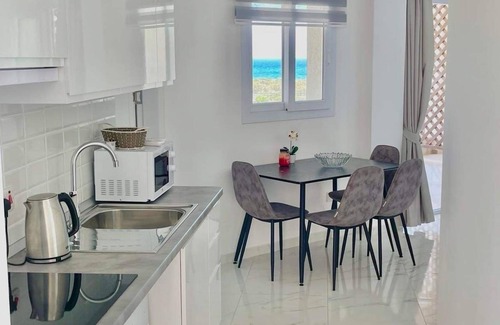 Bafra Apartment | Lightness Apartment by the Sea