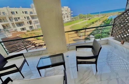 Bafra Apartment | Lightness Apartment by the Sea