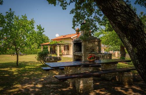 Bratulici House | Lijana in Bratulići (Haus für 4 Personen)