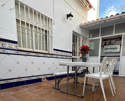 Dos Hermanas House | Like Home