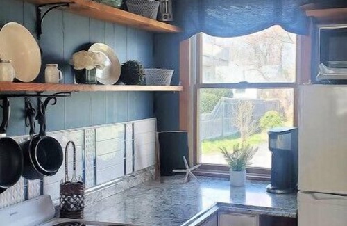 South Kingstown House | Lil' Coastal Cottage