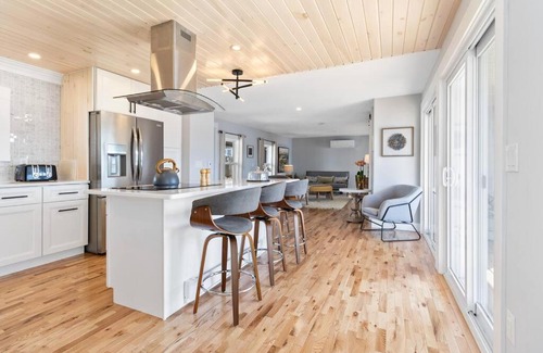 Lunenburg Villa | lil Hook - Ocean View Villa - Unit 7 Lunenburg