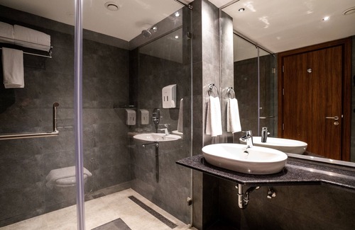 East Nada Hotel | Lilac Hotel Guruvayur