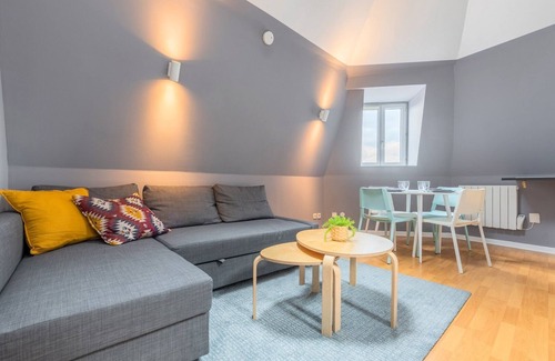 Lille-Moulins Apartment | Lille proche Wazemmes/Jb Lebas - 2 bed apartment