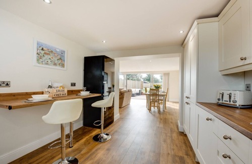 Stanfield House | Lillie Cottage - Two Bedroom House, Sleeps 4
