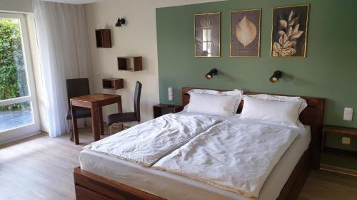Wutha-Farnroda Apartment | Lillys Garden