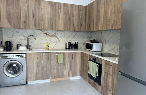 Potamos tis Germasogeias House | Limassol Urban Beach Retreat- 500m from the beach